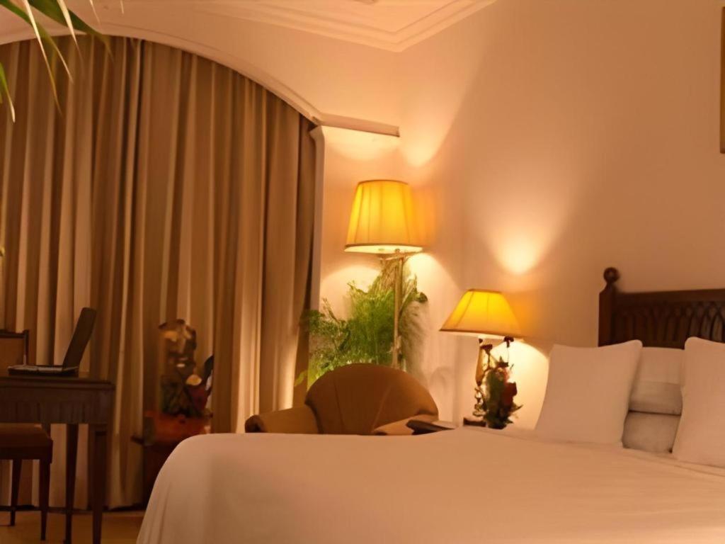 Hotel Ruposhi Bangla 达卡 外观 照片
