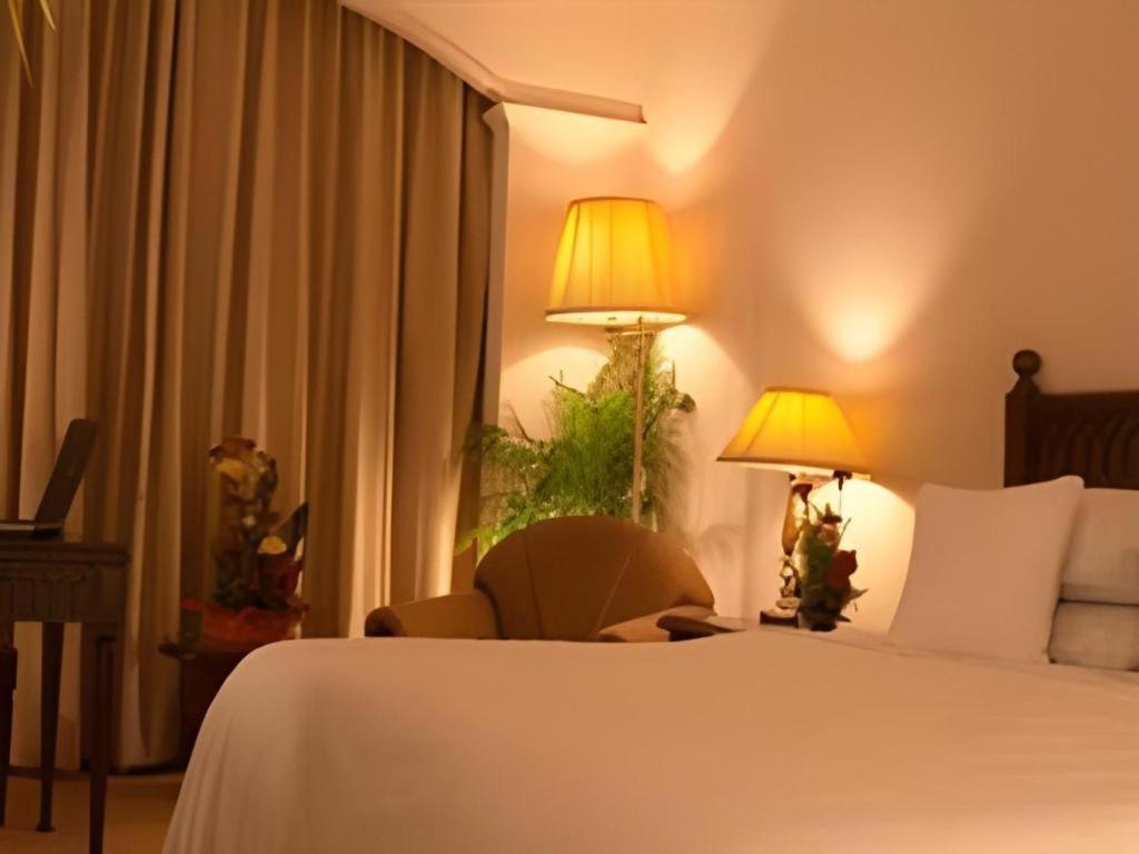 Hotel Ruposhi Bangla 达卡 外观 照片